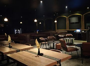 indonesia/yogyakarta/malioboro/bar/blackdoor-lounge-ktv