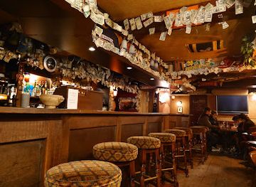 france/normandy-beaches/bar/la-gitane