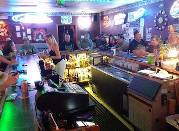 iowa/waterloo/bar/buzz-s-bar