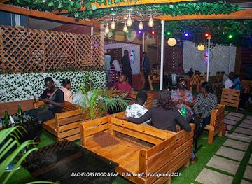 ghana/aburi/bar/bachelors-food-bar
