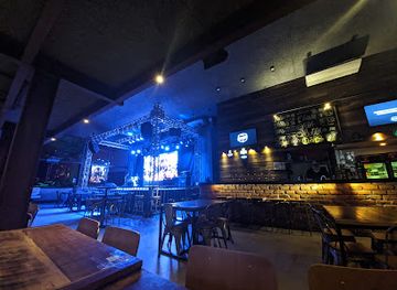 brazil/serra-dos-orgaos-national-park/bar/paradise-garage