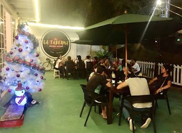 ecuador/tena/bar/la-taberna-restobar-cafeteria