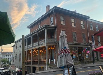 maryland/elk-neck-state-park/bar/backfin-blues-bar-grill