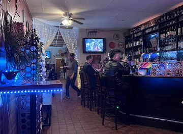 california/daly-city/bar/the-dark-horse-inn