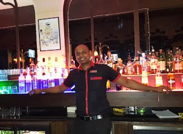 bahrain/hawar-islands/bar/warbler-baisan-international-hotel