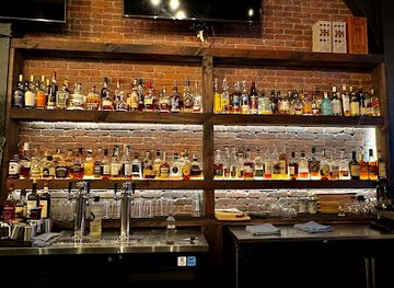 washington/columbia-river-gorge/bar/whiskey-tango