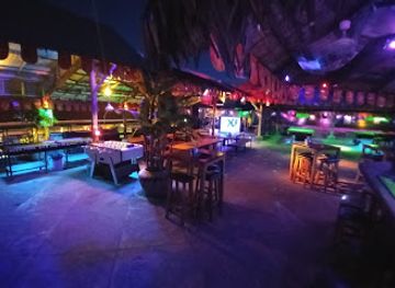cambodia/siem-reap/bar/x-bar