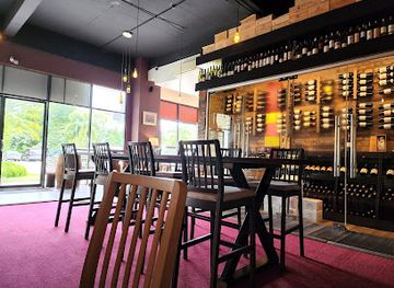 malaysia/kota-kinabalu/likas/bar/grandchamp-s-cave-shop-kota-kinabalu