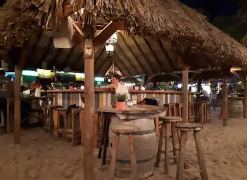 Chill Beach Bar & Grill