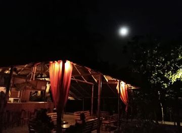 indonesia/pulau-bunaken/bar/blue-parrot-beach-cafe