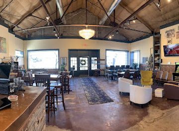 kentucky/fort-thomas/bar/the-post-taphouse-and-bottle-shop