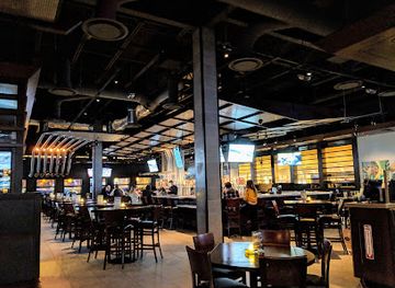 massachusetts/north-shore/bar/yard-house