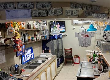 micronesia/pohnpei/bar/lefty-s-bar