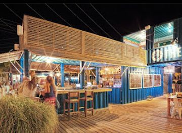 alabama/cotton-bayou/bar/waterfront-bar