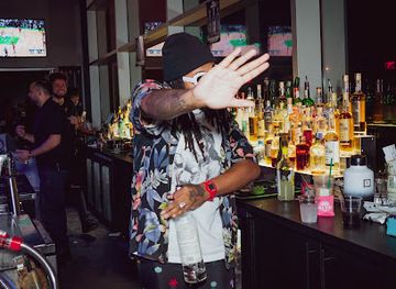 missouri/st-louis/forest-park/bar/upbar