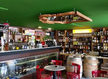 lebanon/bekaa/bar/club-social