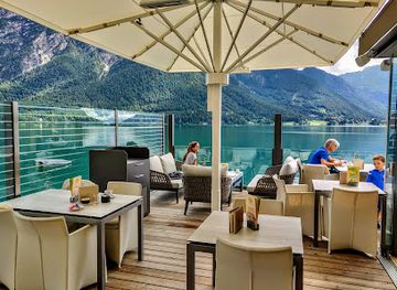austria/karwendel-mountains/bar/seebar-achensee