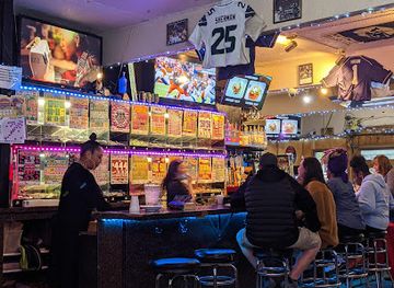 washington/renton/bar/classics-sports-bar