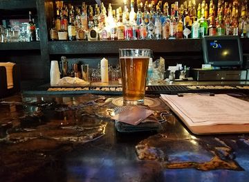 pennsylvania/presque-isle-state-park/bar/jekyll-hyde-s-gastropub