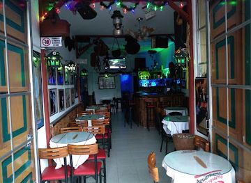 colombia/quindio-department/bar/fuente-de-soda-the-weekend-office