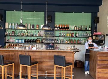 el-salvador/central-valley/bar/nomada