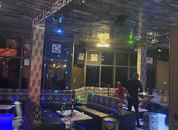 mali/dogon-country/bar/kings-quenns
