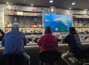 nevada/death-valley/bar/the-wine-down
