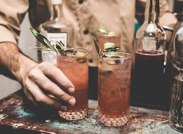 israel/negev-desert/bar/mingling-bar