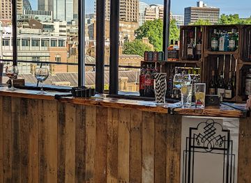 united-kingdom/surrey/bar/the-m-bar