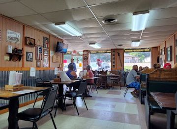 arkansas/arkansas-highland/bar/smokin-rick-s-bbq