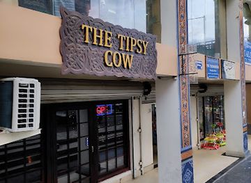 bhutan/central-bhutan/bar/the-tipsy-cow