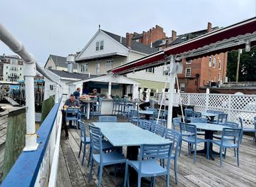 new-hampshire/seacoast-region/bar/the-oar-house