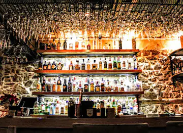 alkioni wine bar & cellar