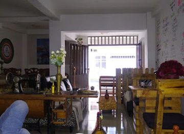 colombia/los-nevados-national-natural-park/bar/vamos-pa-viejos-gastro-bar