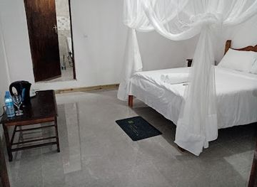 mozambique/inhaca-island/bar/calor-tropical-chalets