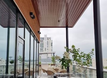 finland/espoo/matinkyla/bar/freija-rooftop-bar