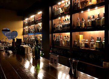 japan/hiroshima/hiroshima-castle/bar/little-standard-style