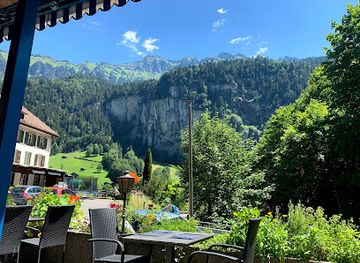 switzerland/lauterbrunnen-valley/bar/the-bell-restaurant