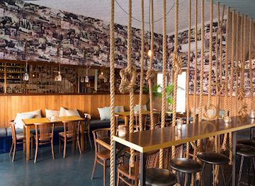 australia/new-england/bar/bad-frankie