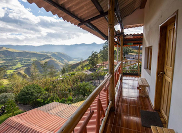 ecuador/quilotoa-crater-lake/bar/hostal-taita-cristobal