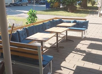 serbia/morava/bar/balansero-caffe