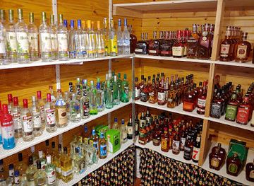 kentucky/natural-bridge-state-resort-park/bar/daniel-boone-liquors