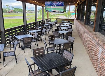 louisiana/kisatchie-national-forest/bar/walk-on-s-sports-bistreaux-alexandria-restaurant