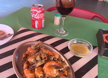 guinea-bissau/cufada-lagoons-natural-park/bar/contentor-do-zema-bar-metro-lavapies