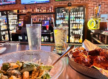 illinois/metro-east/bar/triple-lakes-tavern
