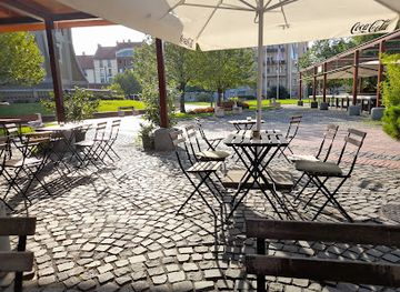 hungary/szeged/szent-istvan-ter/bar/saint-cafe