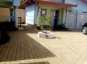 guinea/conakry/matam/bar/ceobha-night-club