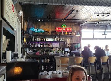 alabama/auburn/bar/auburn-plaza-bar-lounge