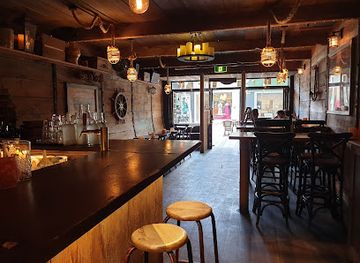 australia/sydney/manly-beach/bar/the-hold