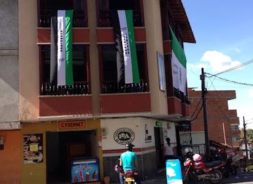 colombia/guatape/bar/bar-baroja